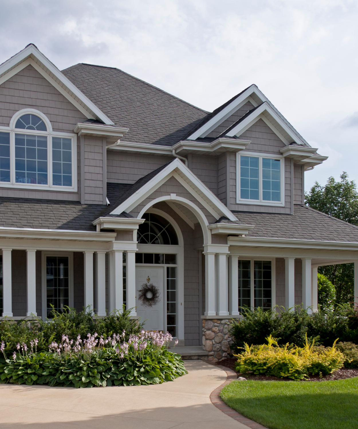 Gutter Cleaning Services Vancouver.  Cheap gutter cleaning vancouver